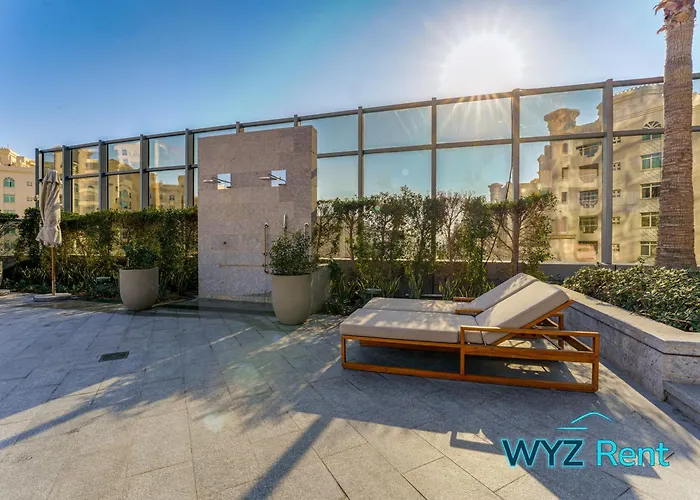 Opulent Studio In Palm Tower With Sea View