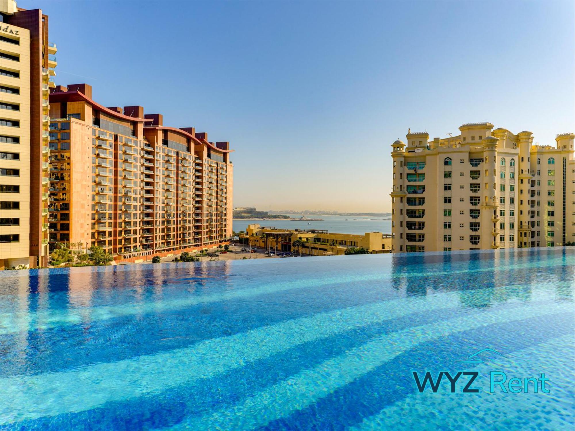 Opulent In Palm Tower With Sea View Apartment *