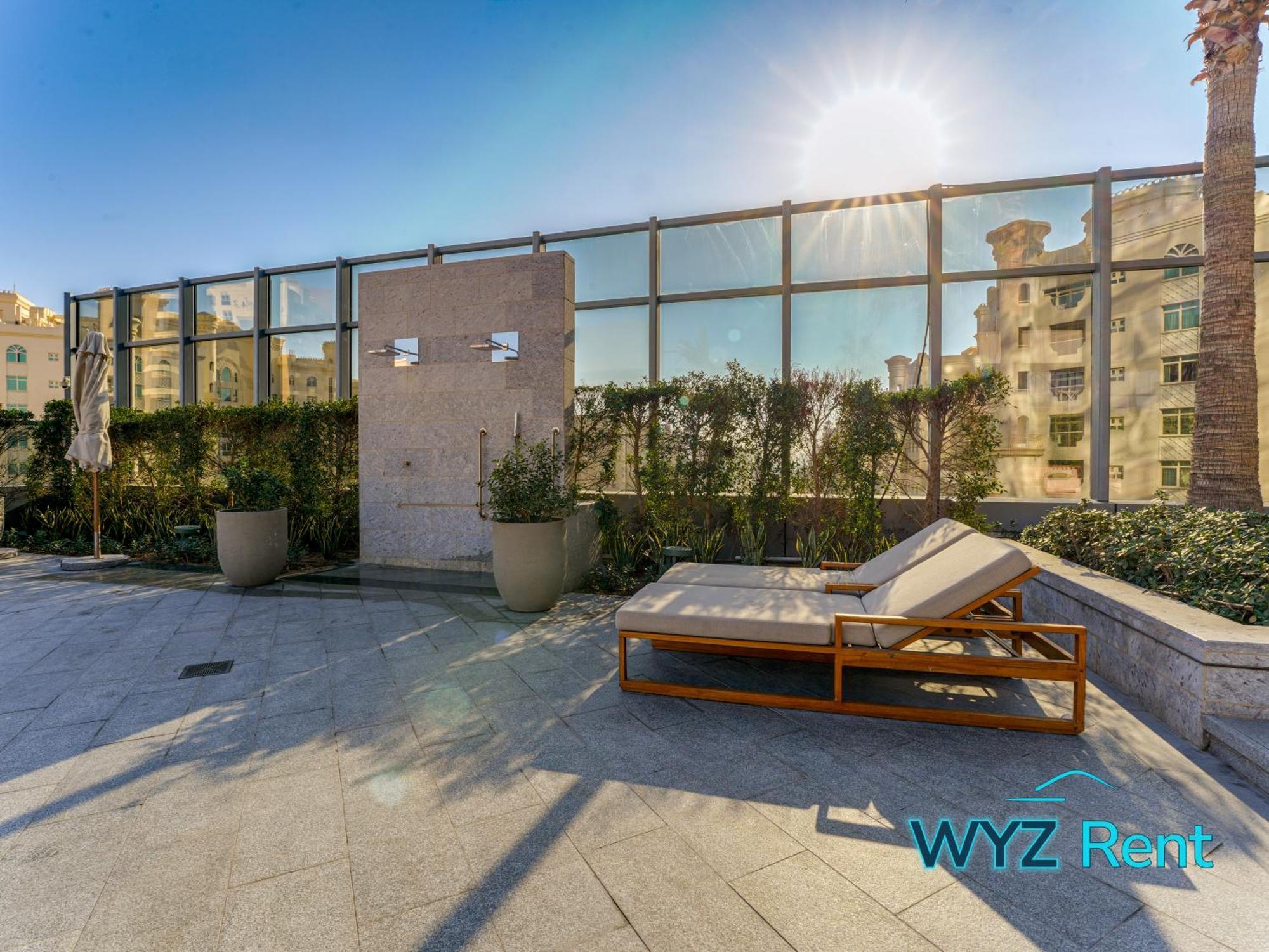 Opulent In Palm Tower With Sea View Apartment Dubai