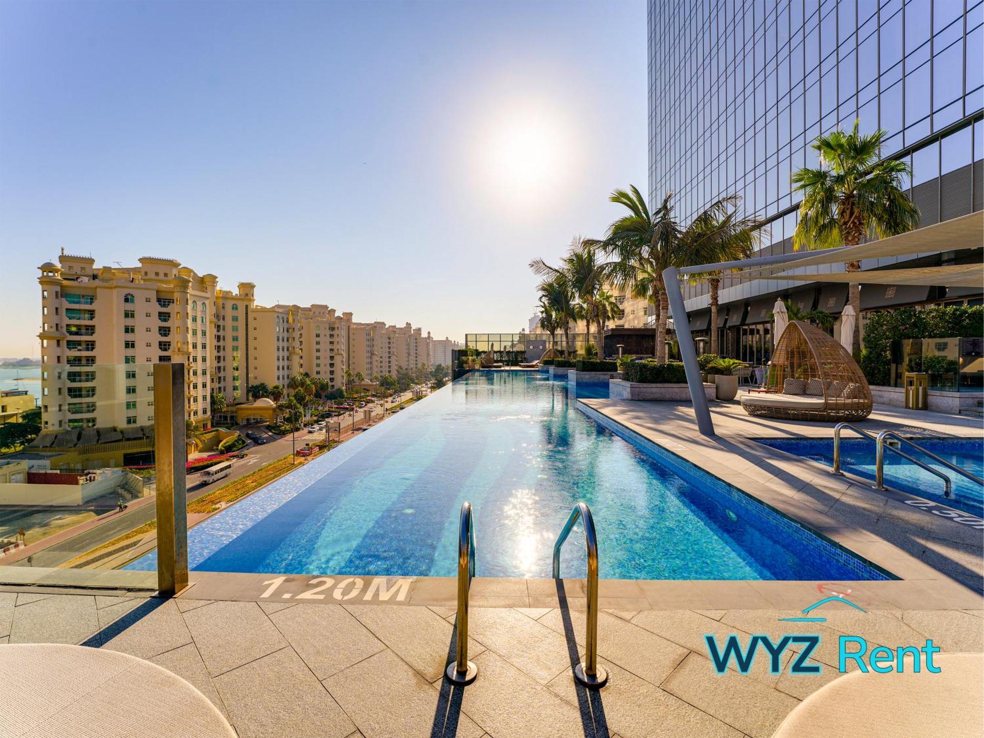 Opulent In Palm Tower With Sea View *