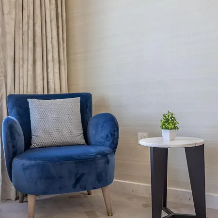 Opulent Studio In Palm Tower With Sea View Dubai Exterior photo